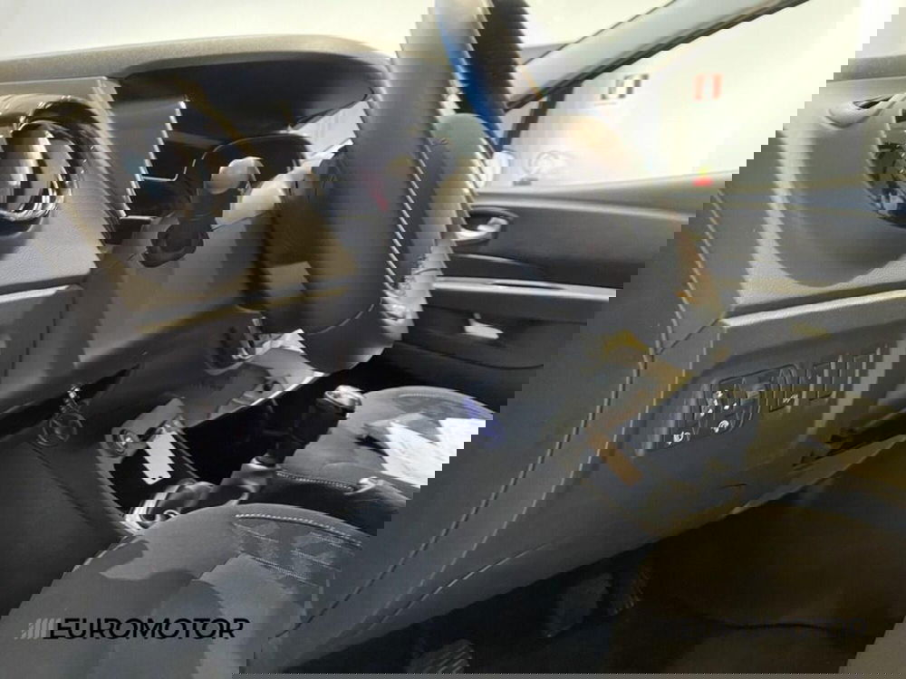 Renault Captur usata a Bari (13)