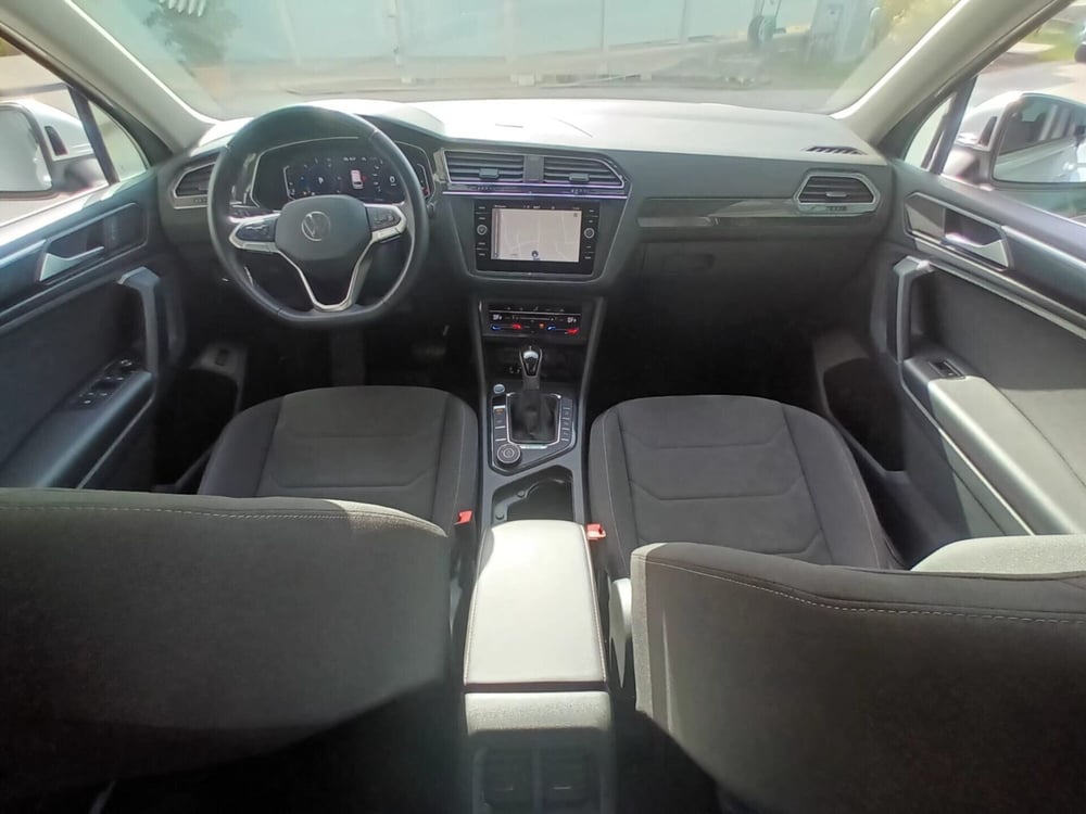 Volkswagen Tiguan usata a Bari (18)