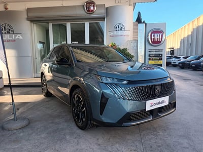 Peugeot 3008 1.2 hybrid Allure 145cv e-dcs6 del 2024 usata a Triggiano