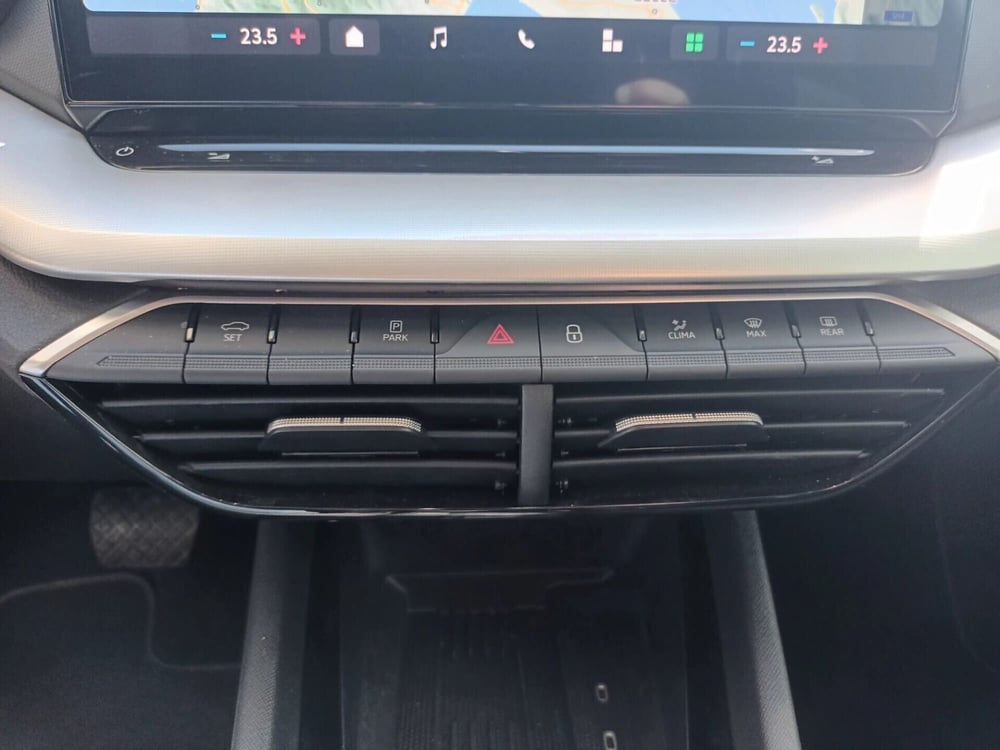 Skoda Octavia Station Wagon usata a Bari (11)