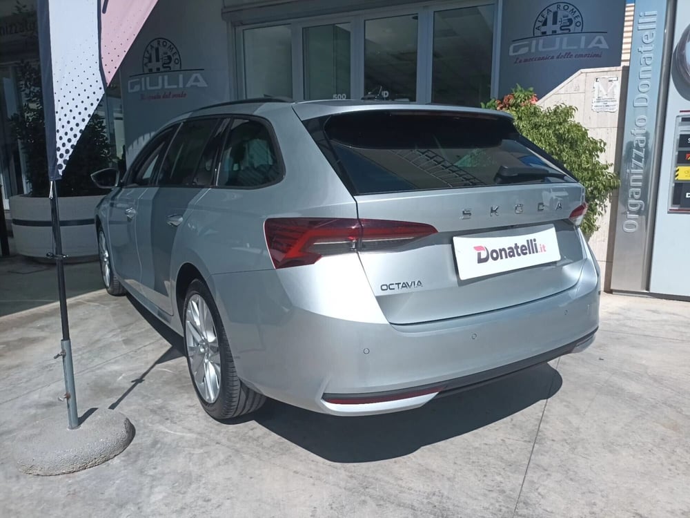 Skoda Octavia Station Wagon usata a Bari (19)