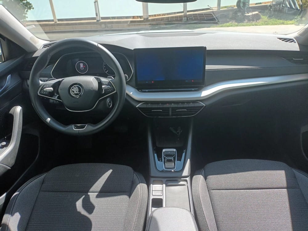 Skoda Octavia Station Wagon usata a Bari (6)