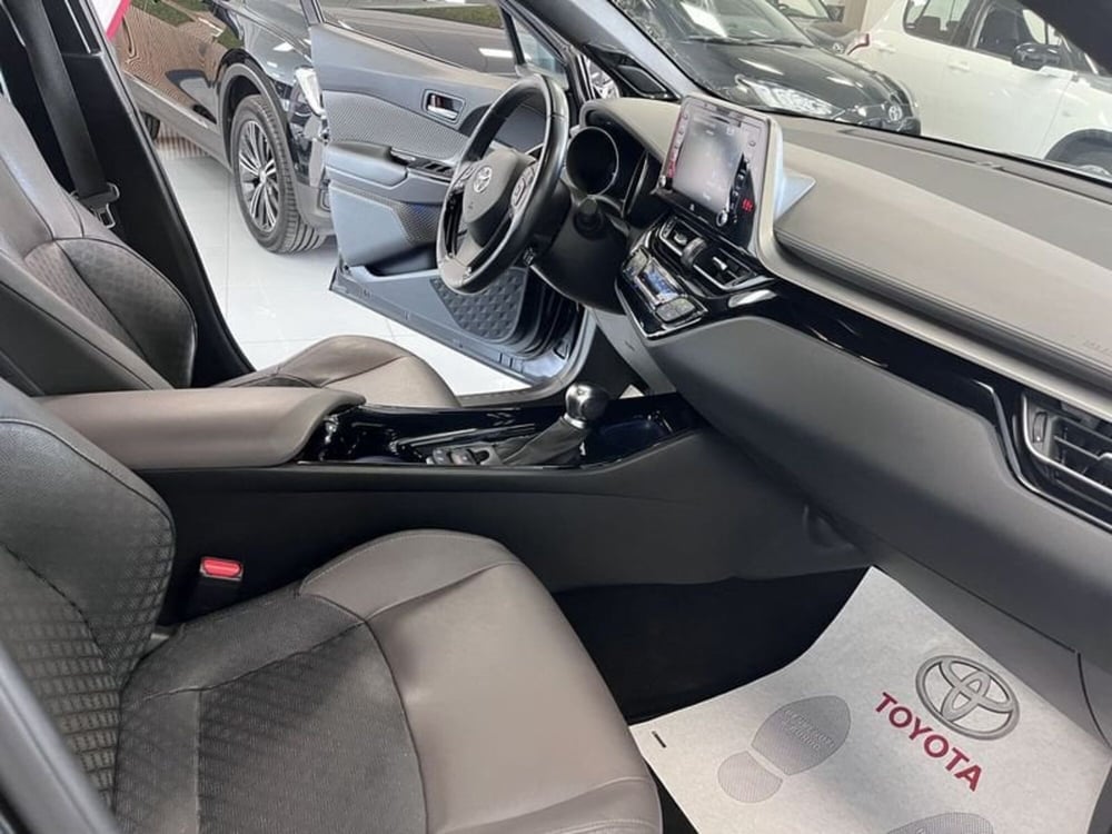 Toyota Toyota C-HR usata a Prato (8)