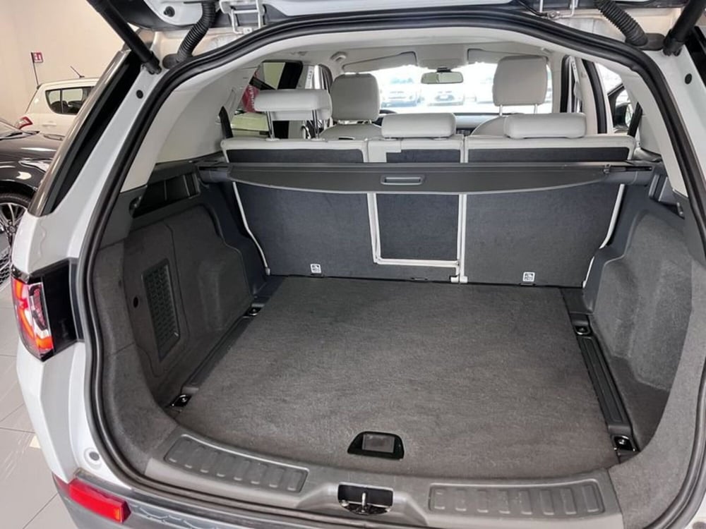 Land Rover Discovery Sport usata a Prato (11)