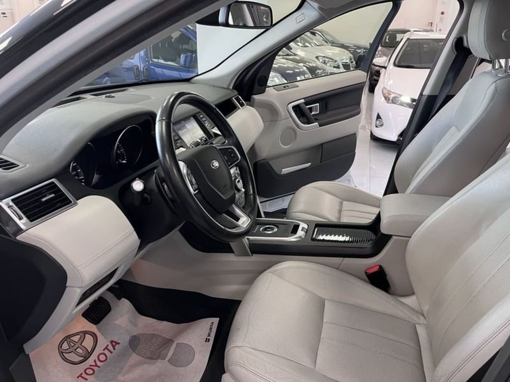 Land Rover Discovery Sport usata a Prato (7)