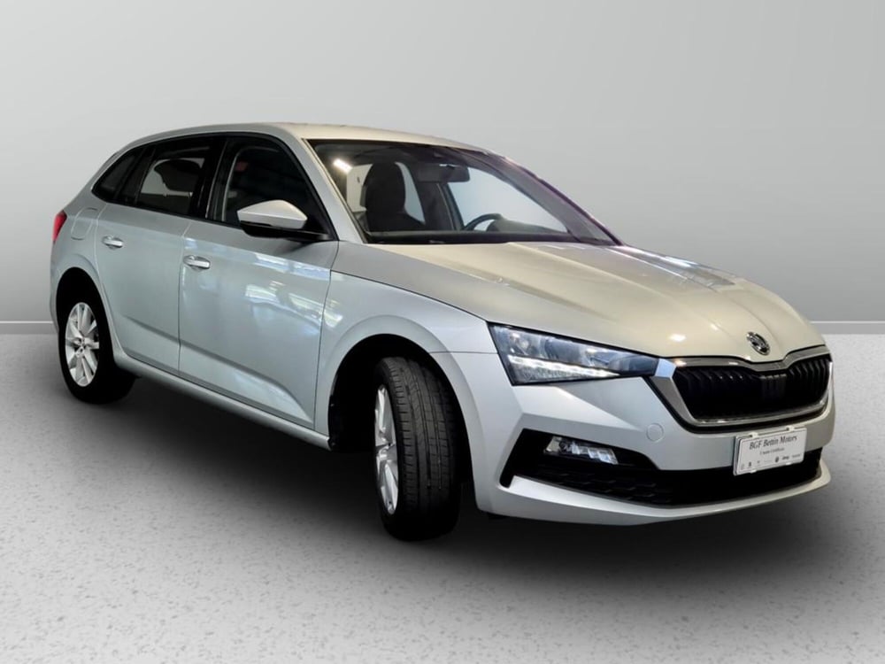 Skoda Scala usata a Padova (4)