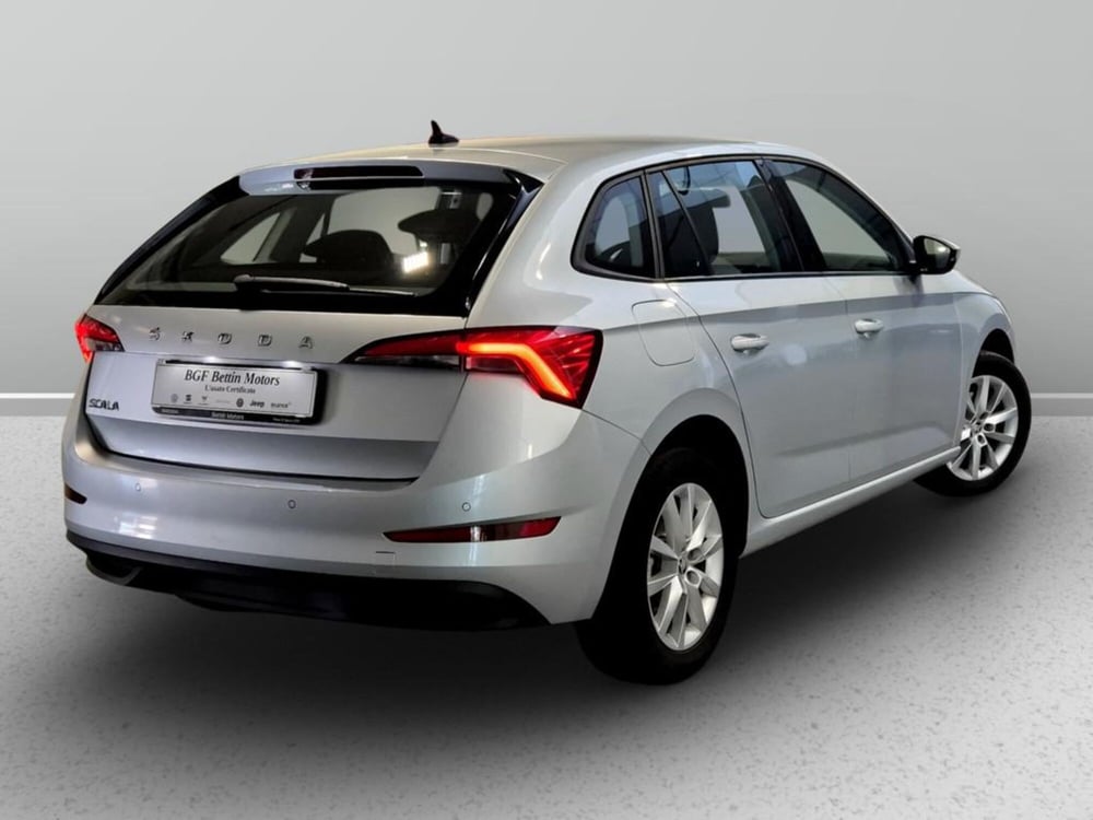 Skoda Scala usata a Padova (6)