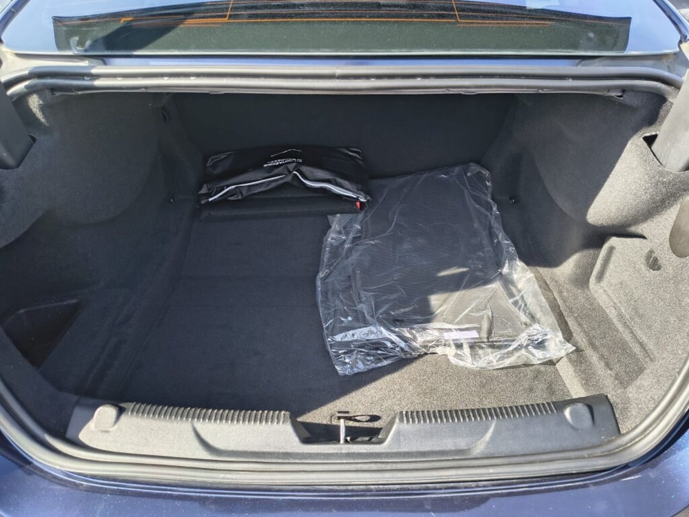 Jaguar XE usata a Firenze (19)