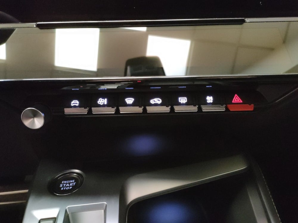 Peugeot 308 SW nuova a Ascoli Piceno (20)