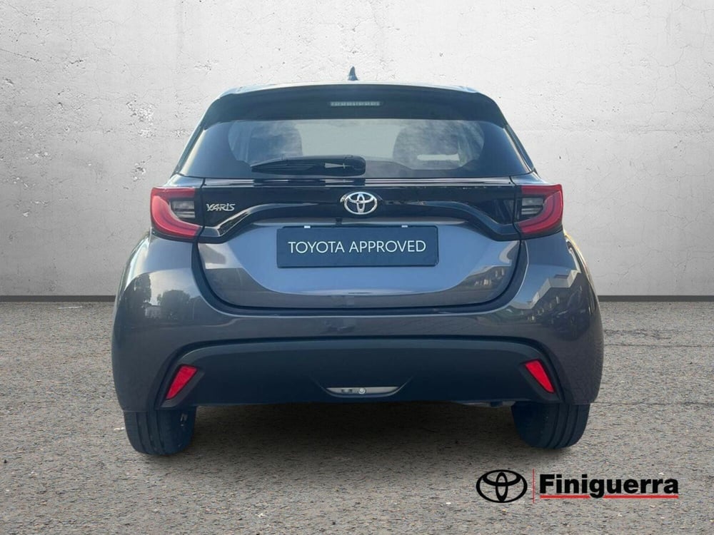 Toyota Yaris usata a Lecco (4)
