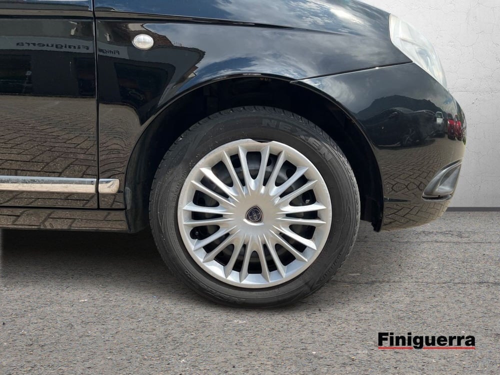 Lancia Ypsilon usata a Sondrio (7)