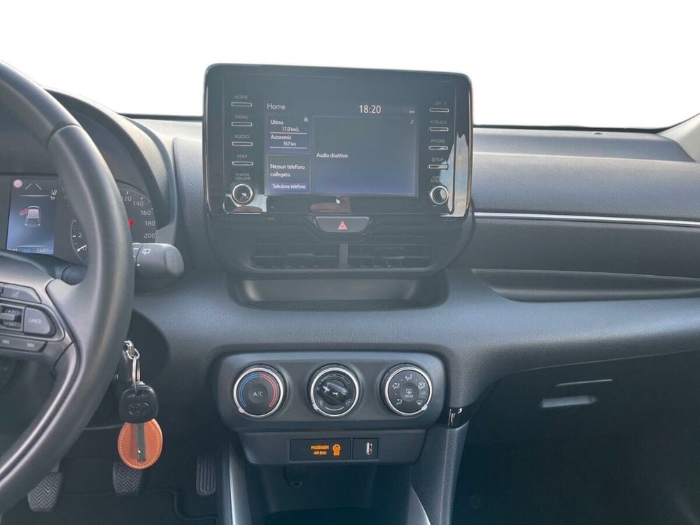 Toyota Yaris usata a Sondrio (14)