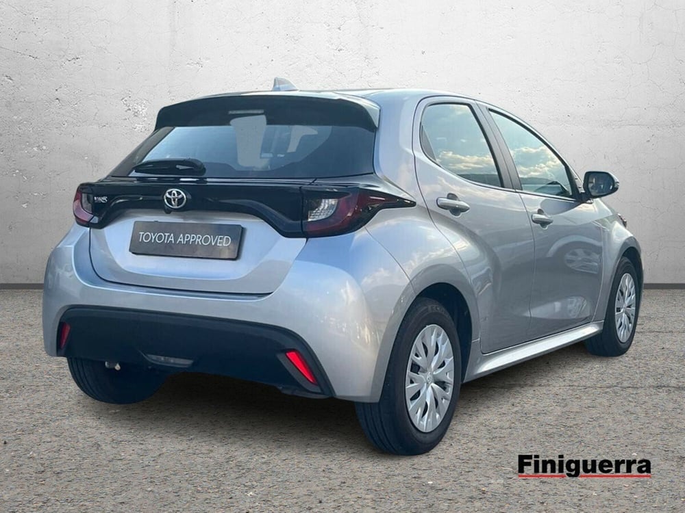 Toyota Yaris usata a Sondrio (5)