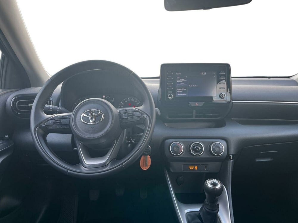 Toyota Yaris usata a Sondrio (9)