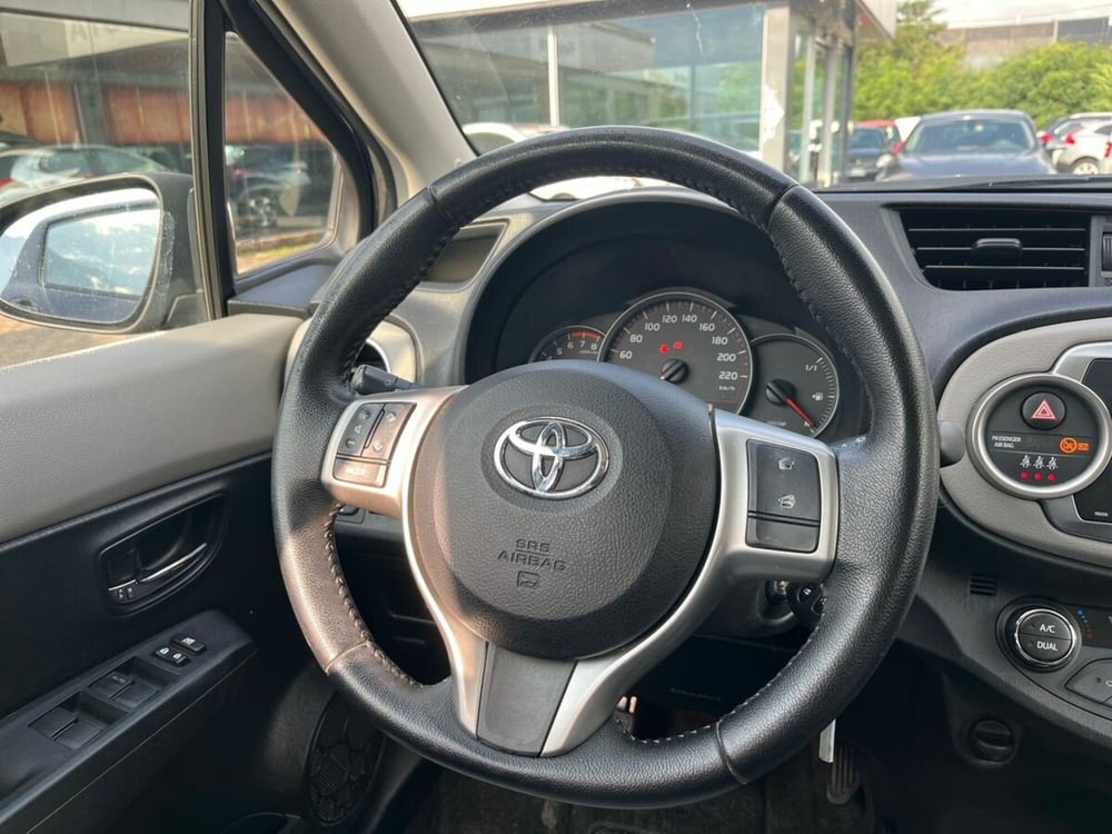 Toyota Yaris usata a Sondrio (14)