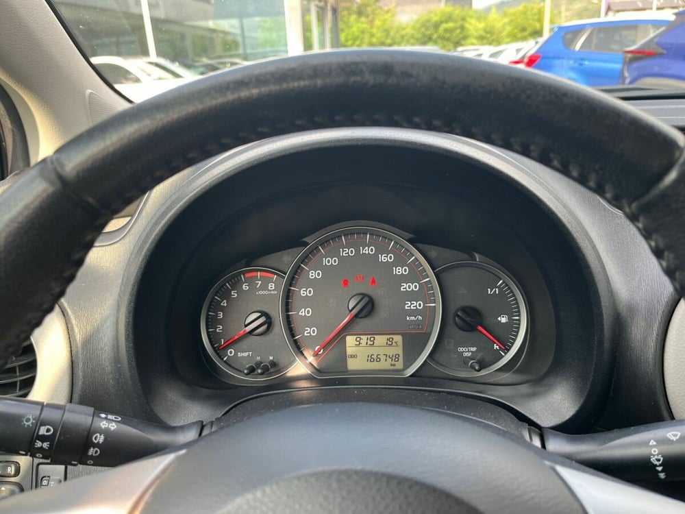 Toyota Yaris usata a Sondrio (9)