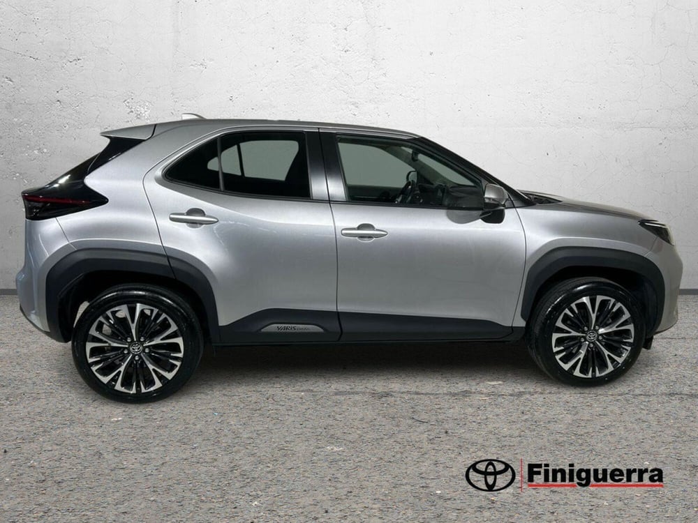Toyota Yaris Cross usata a Lecco (6)