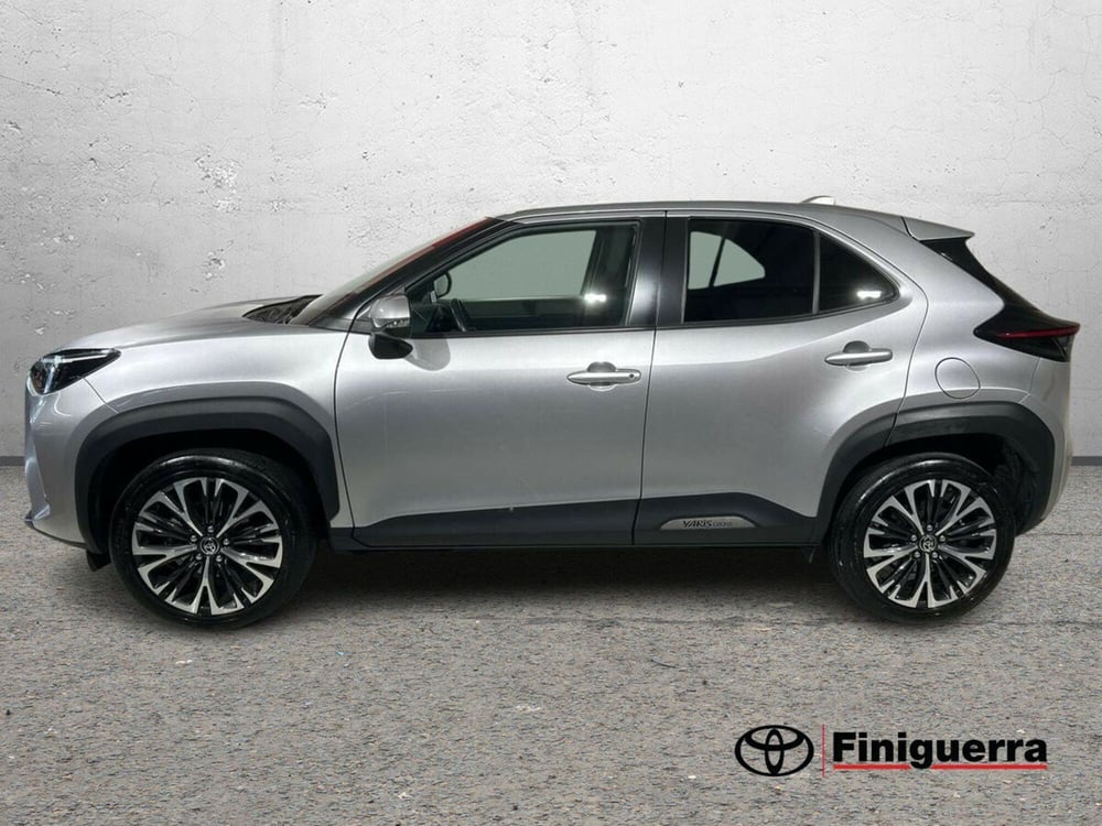 Toyota Yaris Cross usata a Lecco (7)