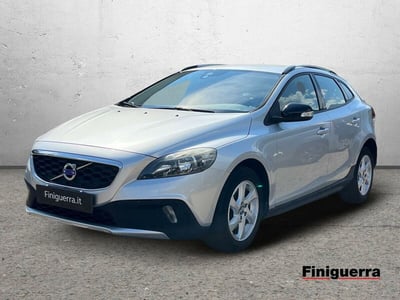 Volvo V40 Cross Country D2 1.6 Momentum N1 del 2014 usata a Poggiridenti