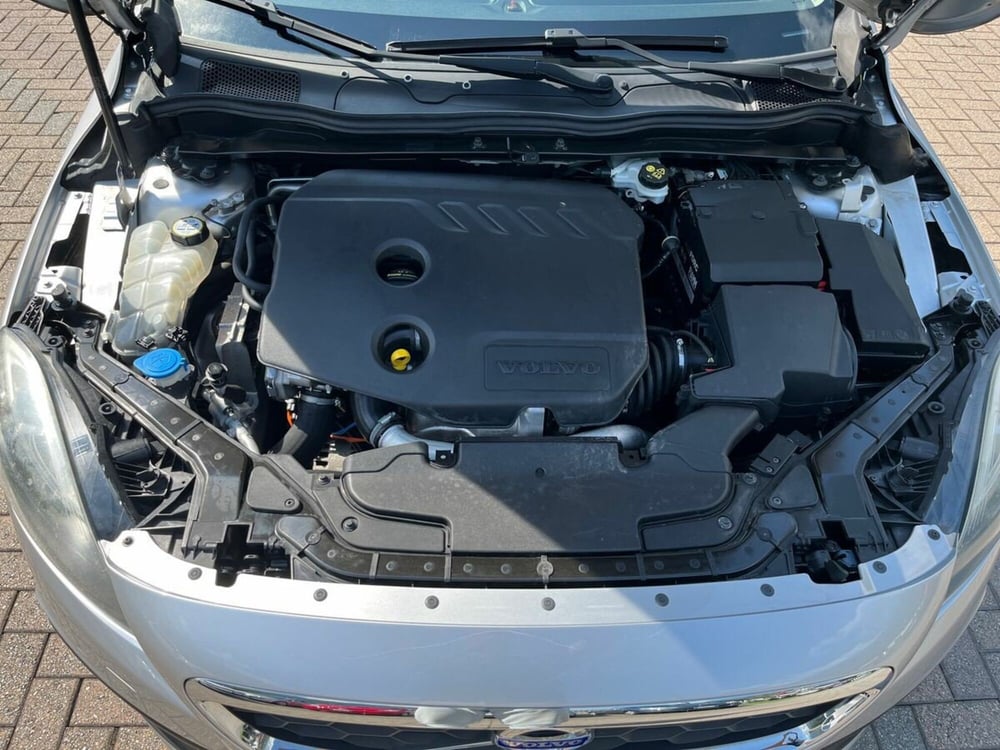 Volvo V40 Cross Country usata a Sondrio (16)