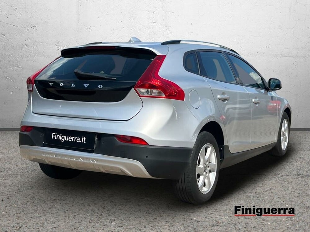 Volvo V40 Cross Country usata a Sondrio (4)