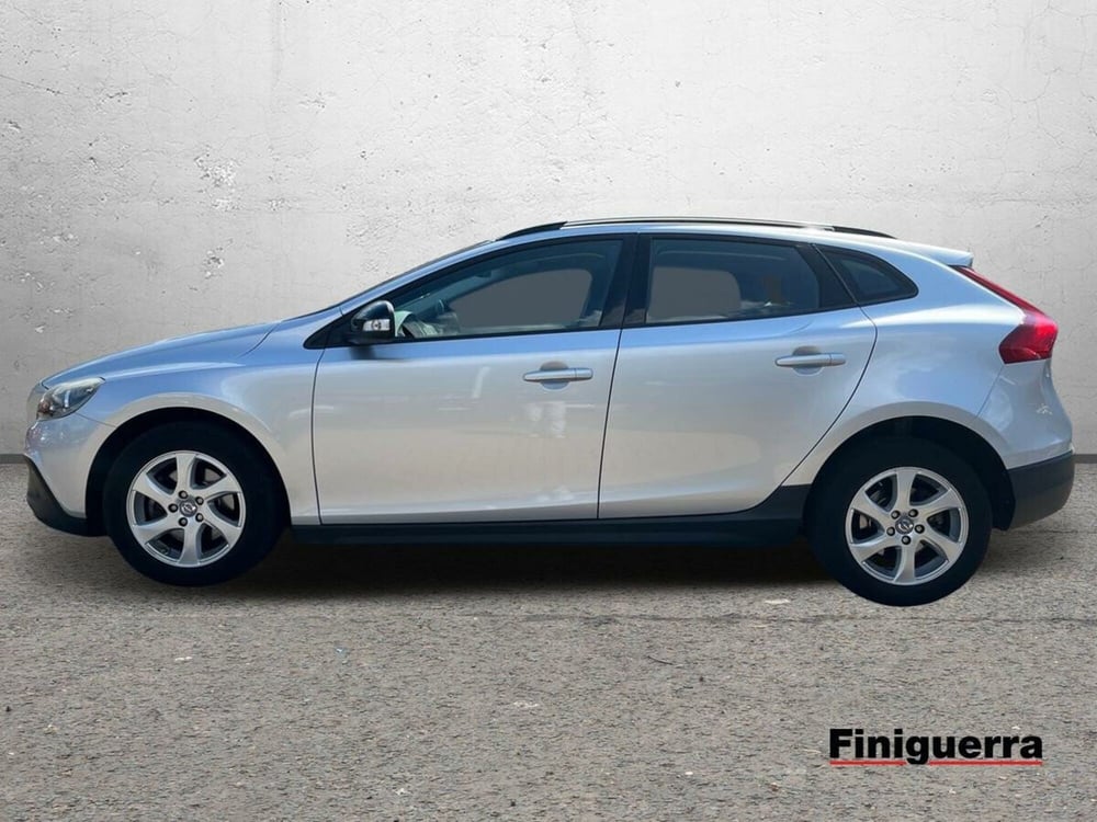 Volvo V40 Cross Country usata a Sondrio (6)