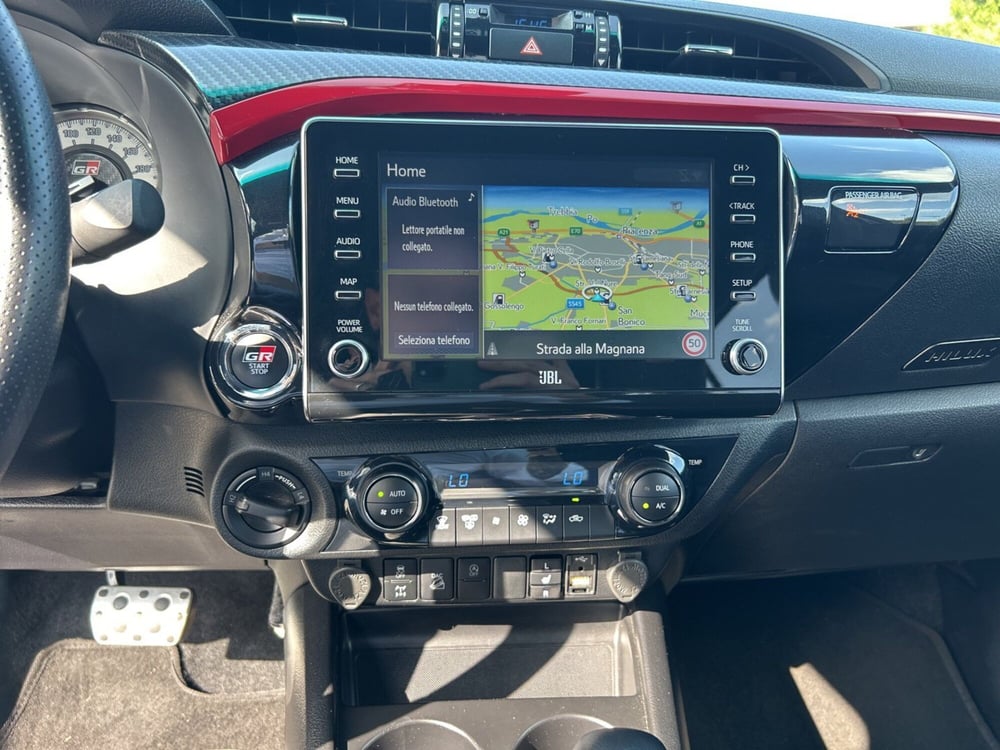 Toyota Hilux usata a Piacenza (14)