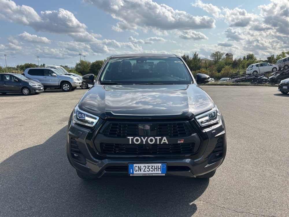 Toyota Hilux usata a Piacenza (2)