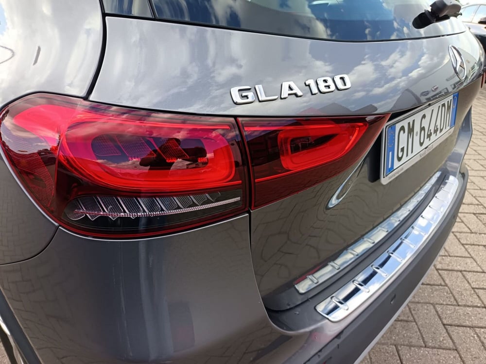 Mercedes-Benz GLA SUV usata a Alessandria (13)