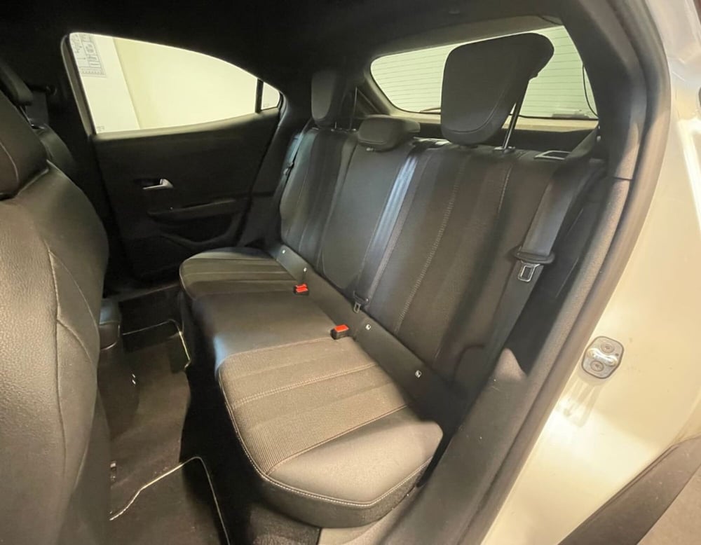 Opel Mokka usata a Ferrara (6)