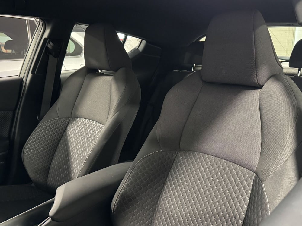 Toyota Toyota C-HR usata a Brescia (12)