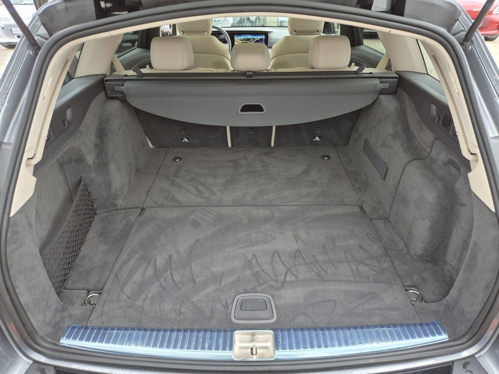 Mercedes-Benz Classe C Station Wagon usata  (12)