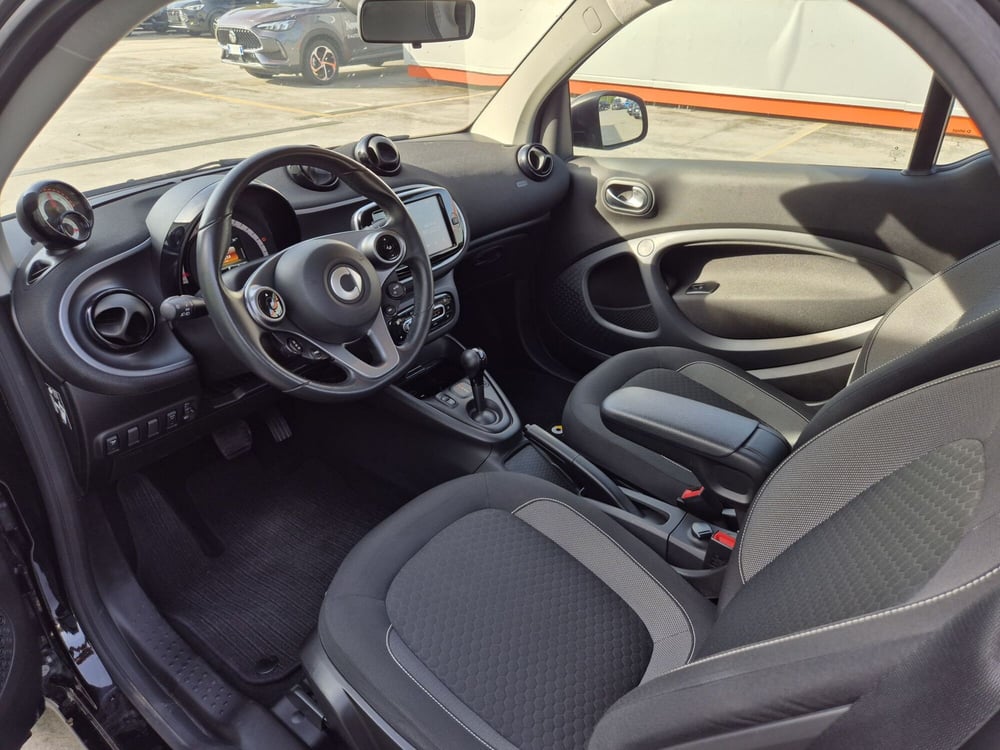 smart Fortwo usata  (6)