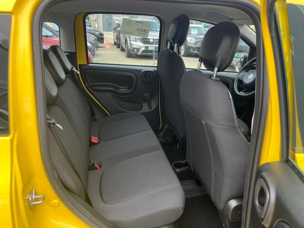 Fiat Panda Cross nuova a Milano (15)