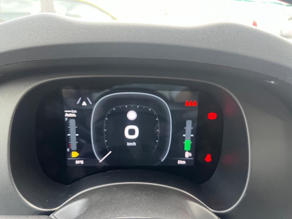 Fiat Panda Cross nuova a Milano (20)