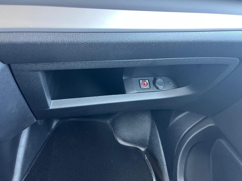 Fiat Scudo Furgone nuova a Milano (18)