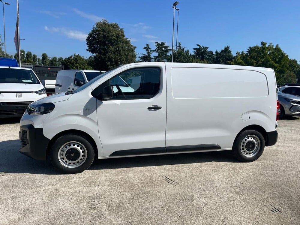 Fiat Scudo Furgone nuova a Milano (4)
