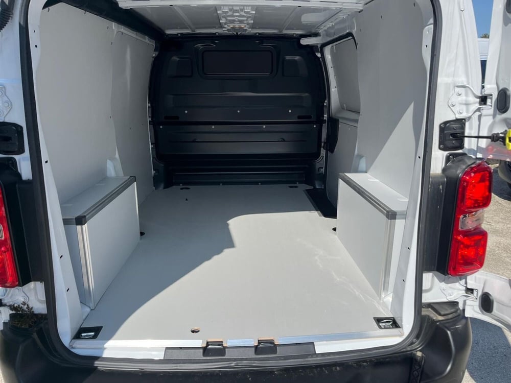 Fiat Scudo Furgone nuova a Milano (9)