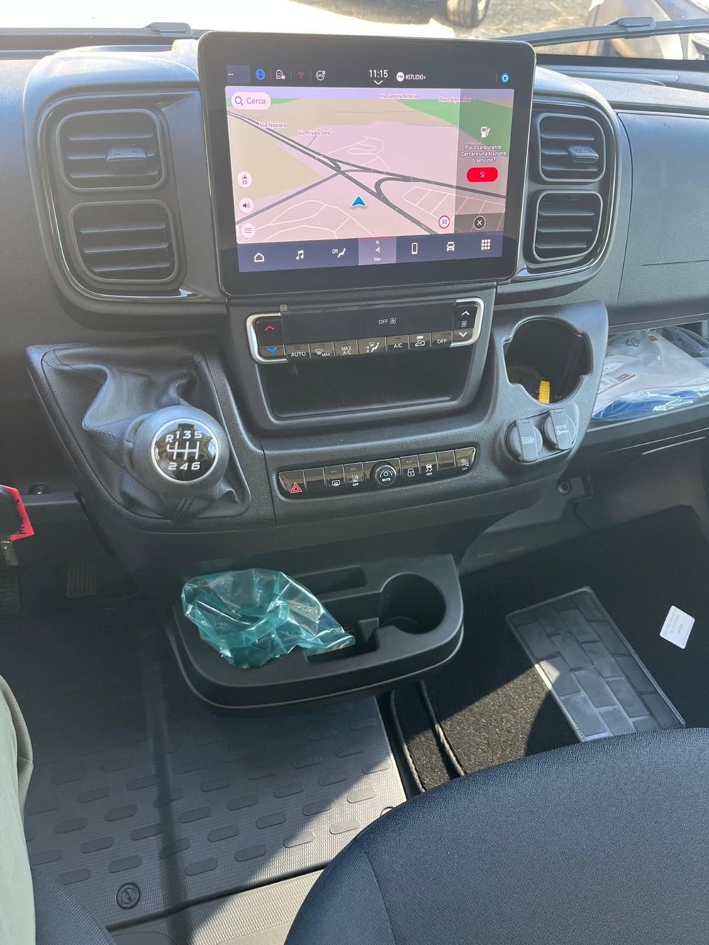 Fiat Ducato Furgone Vetrato nuova a Milano (18)