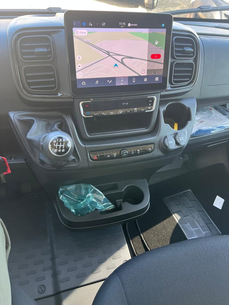 Fiat Ducato Furgone Vetrato nuova a Milano (18)