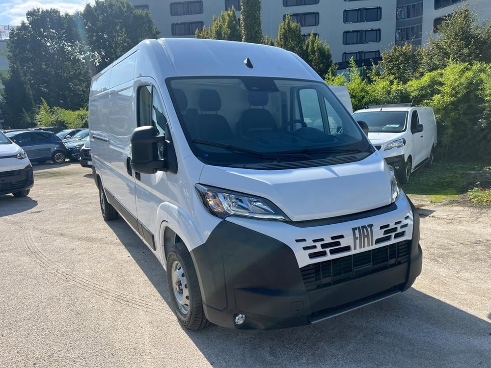Fiat Ducato Furgone Vetrato nuova a Milano (3)