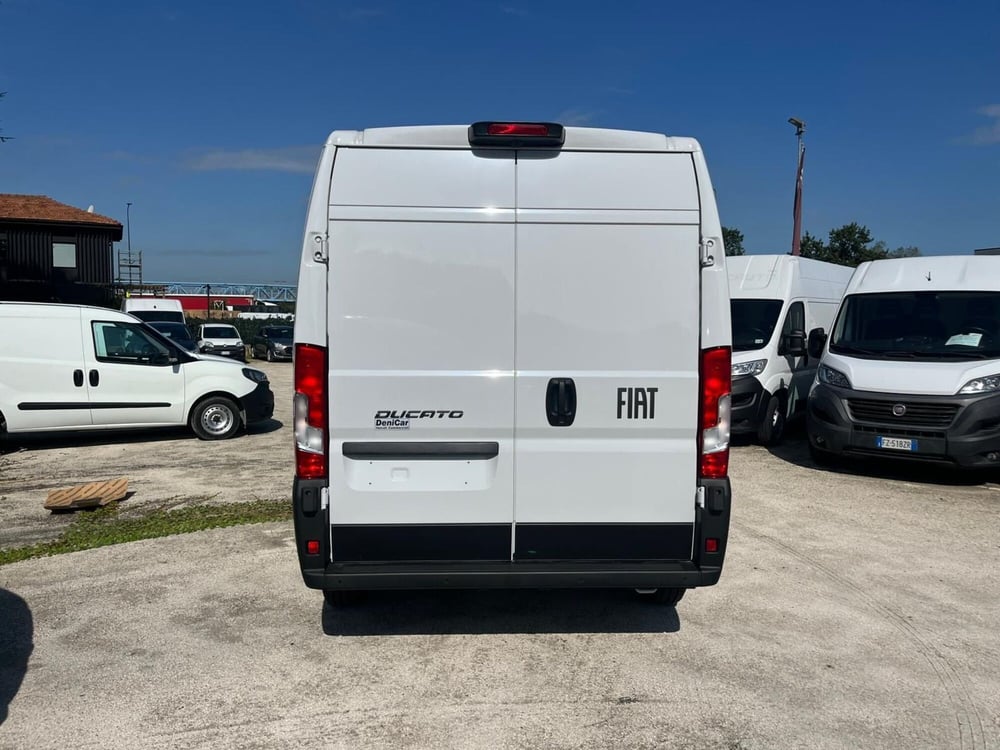 Fiat Ducato Furgone Vetrato nuova a Milano (8)
