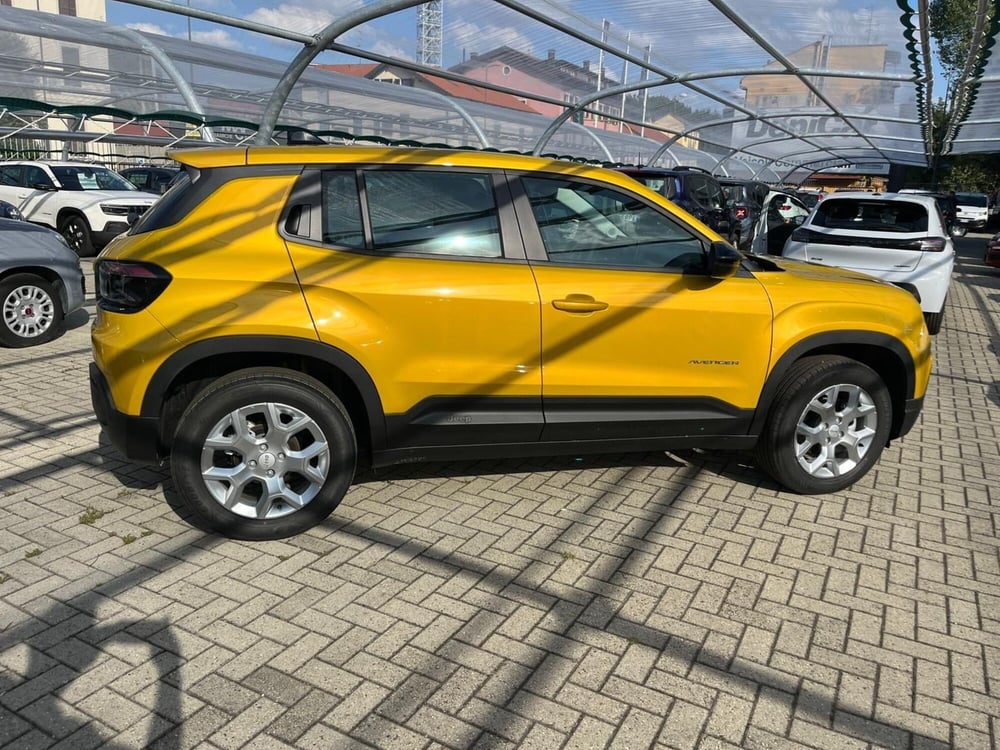 Jeep Avenger nuova a Milano (5)