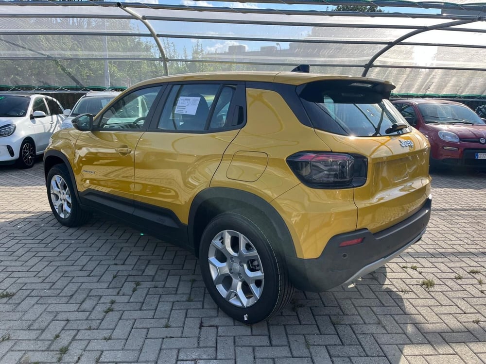 Jeep Avenger nuova a Milano (7)