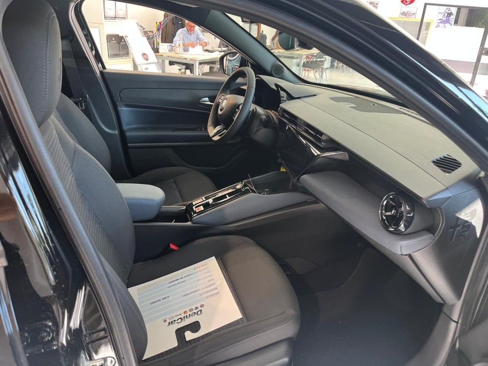 Alfa Romeo Junior nuova a Milano (12)