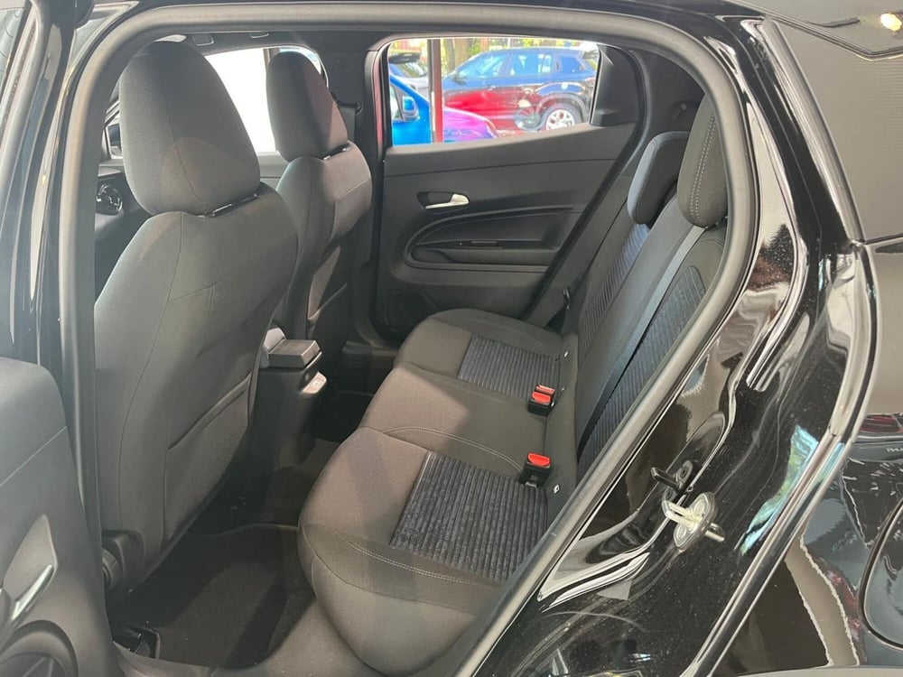 Alfa Romeo Junior nuova a Milano (14)