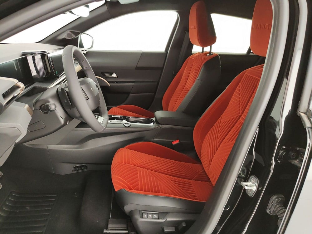 Lancia Ypsilon nuova a Napoli (16)