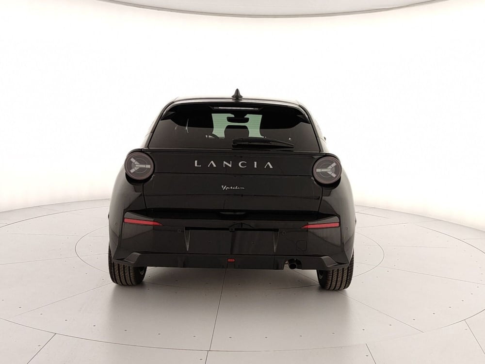 Lancia Ypsilon nuova a Napoli (5)