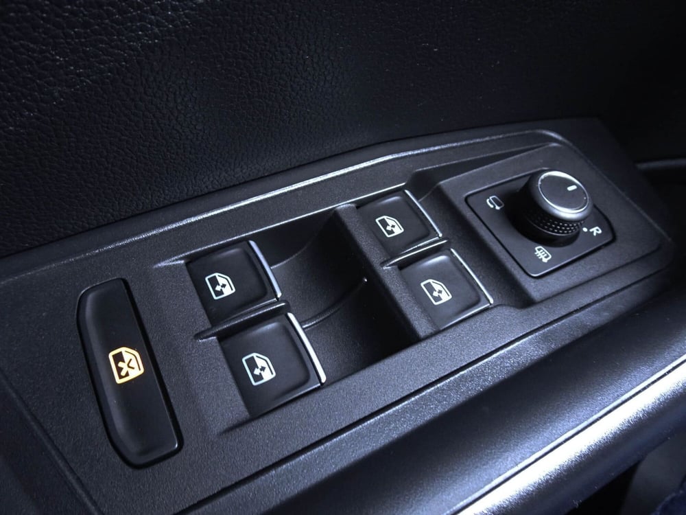 Volkswagen T-Roc usata a Treviso (16)