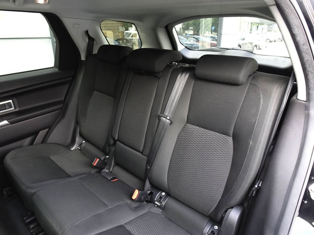 Land Rover Discovery Sport usata a Treviso (12)